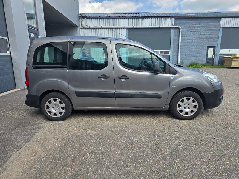 Peugeot Partner 1.6 benzine - Personenwagen: afbeelding 3 Peugeot Partner 1.6 benzine - Personenwagen: afbeelding 3
