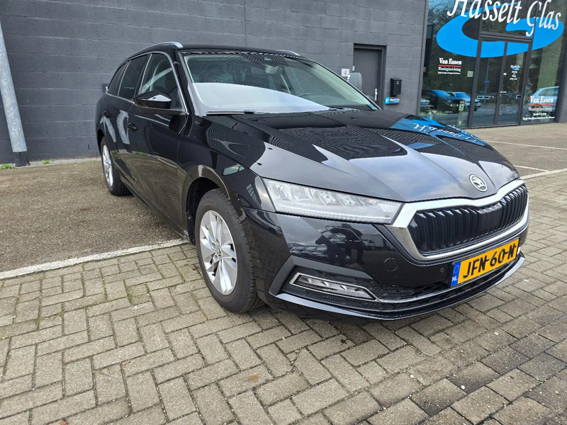 Škoda Octavia Combi 1.0 Benzine - Personenwagen: afbeelding 3 Škoda Octavia Combi 1.0 Benzine - Personenwagen: afbeelding 3