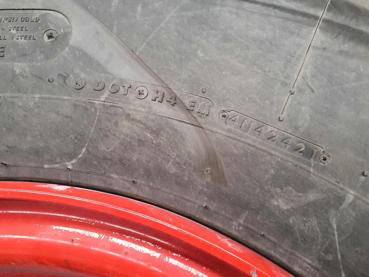 Bridgestone Wheel 445/95R25 10 12 1p - Complete wiel voor Kraan: afbeelding 3 Bridgestone Wheel 445/95R25 10 12 1p - Complete wiel voor Kraan: afbeelding 3