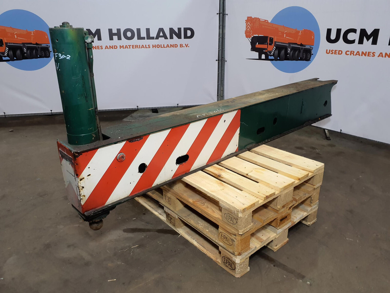 FAUN ATF 30-2 outrigger beam front complete - Ophanging voor Mobiele kraan: afbeelding 2 FAUN ATF 30-2 outrigger beam front complete - Ophanging voor Mobiele kraan: afbeelding 2