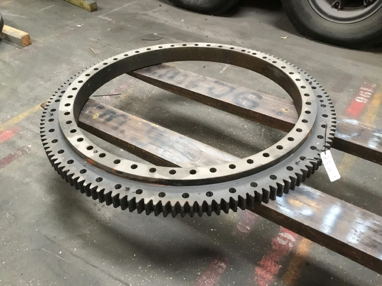 FAUN ATF 30-2 slew ring - Draaikrans voor Mobiele kraan: afbeelding 1 FAUN ATF 30-2 slew ring - Draaikrans voor Mobiele kraan: afbeelding 1