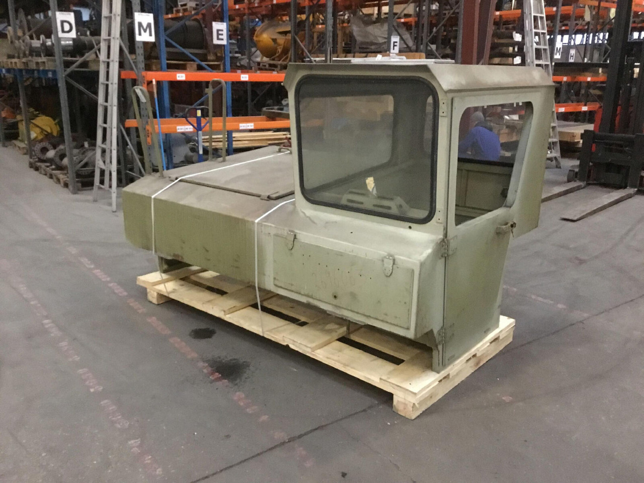 FAUN RTF 30 lower cabin - Cabine voor Mobiele kraan: afbeelding 1 FAUN RTF 30 lower cabin - Cabine voor Mobiele kraan: afbeelding 1