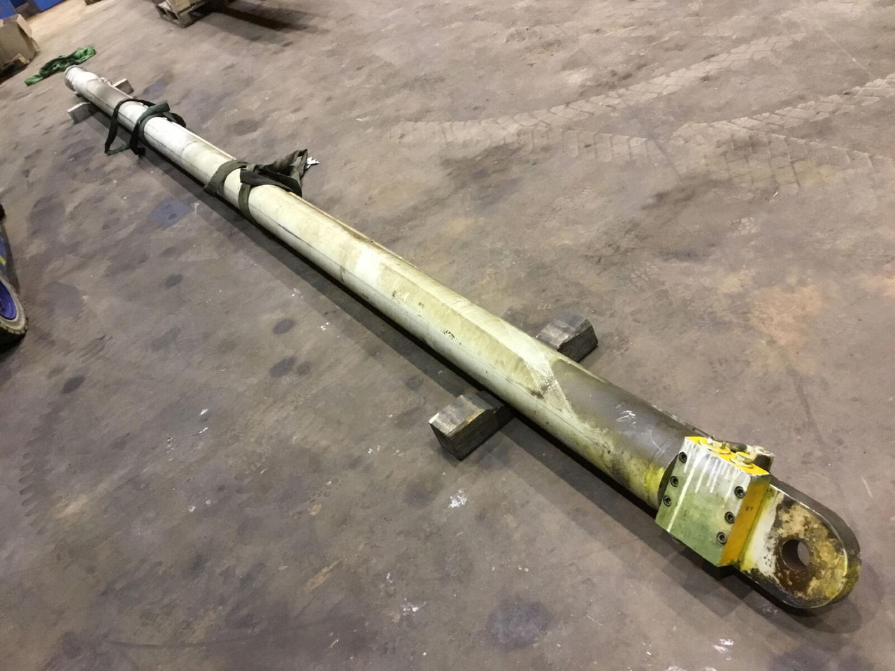 FAUN RTF 30 telescopic cylinder double - Hydraulische cilinder voor Mobiele kraan: afbeelding 3 FAUN RTF 30 telescopic cylinder double - Hydraulische cilinder voor Mobiele kraan: afbeelding 3