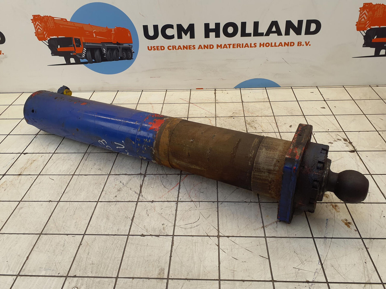 FAUN RTF 45 outrigger support cylinder - Hydraulische cilinder voor Mobiele kraan: afbeelding 2 FAUN RTF 45 outrigger support cylinder - Hydraulische cilinder voor Mobiele kraan: afbeelding 2