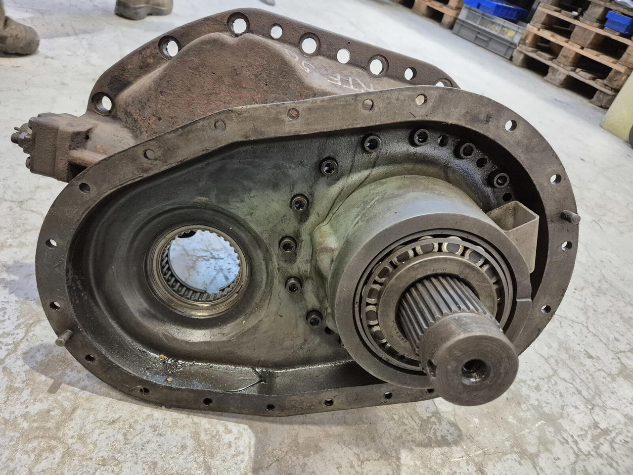 FAUN RTF 50/60 mid differential for parts - Differentieel voor Mobiele kraan: afbeelding 5 FAUN RTF 50/60 mid differential for parts - Differentieel voor Mobiele kraan: afbeelding 5