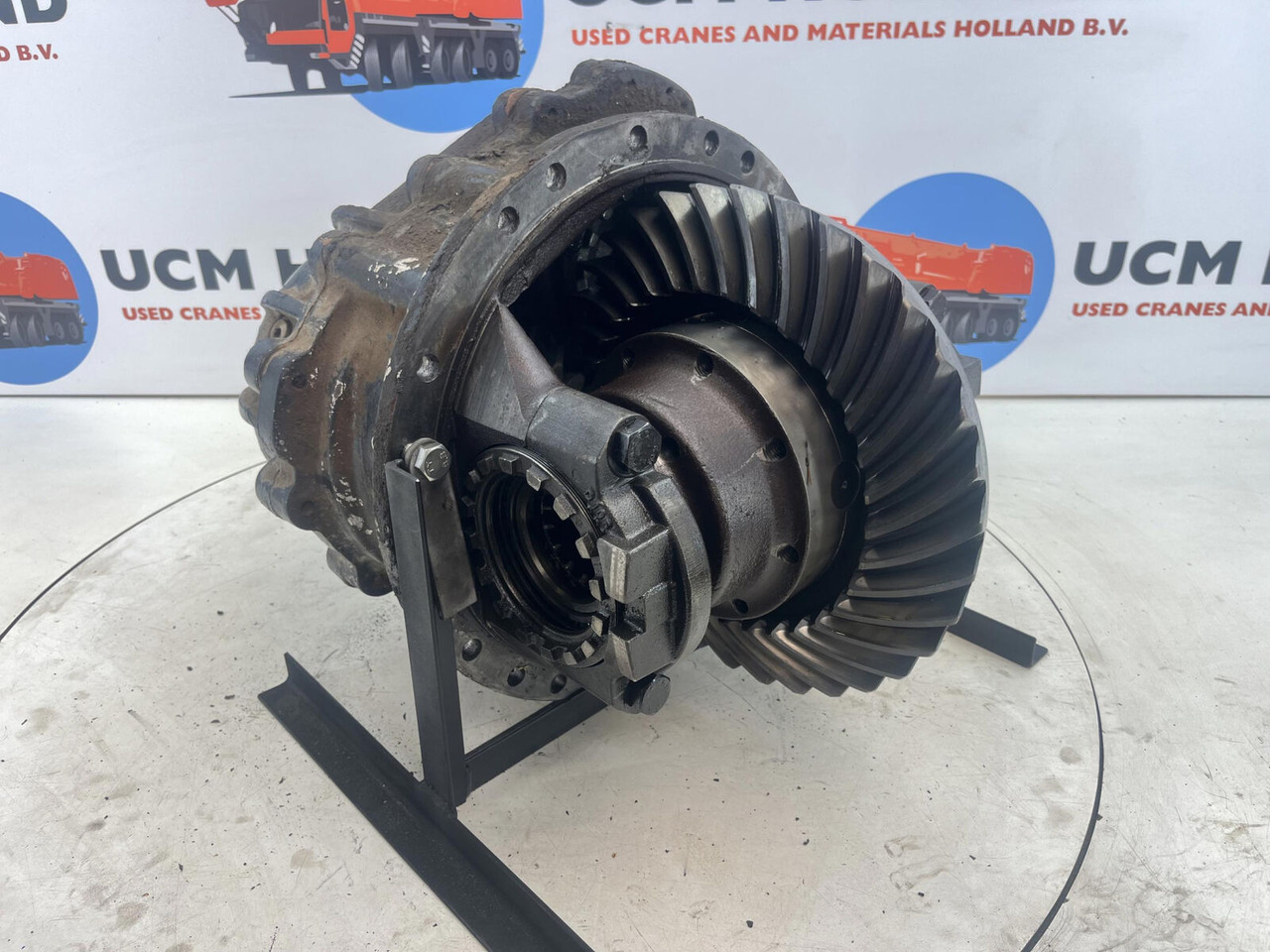 Gottwald mid differential 14x34 axle 4 - Differentieel voor Kraan: afbeelding 1 Gottwald mid differential 14x34 axle 4 - Differentieel voor Kraan: afbeelding 1