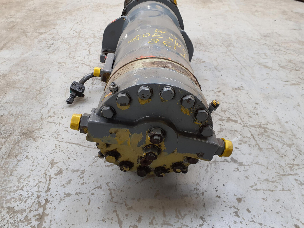 Grove GMK 3050 suspension cylinder - Hydraulische cilinder voor Kraan: afbeelding 5 Grove GMK 3050 suspension cylinder - Hydraulische cilinder voor Kraan: afbeelding 5