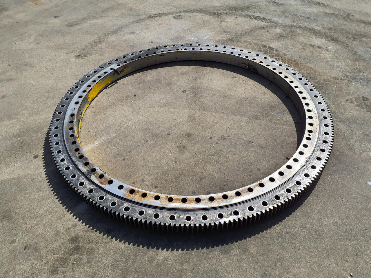 Grove GMK 5100 slewing ring - Draaikrans voor Mobiele kraan: afbeelding 2 Grove GMK 5100 slewing ring - Draaikrans voor Mobiele kraan: afbeelding 2
