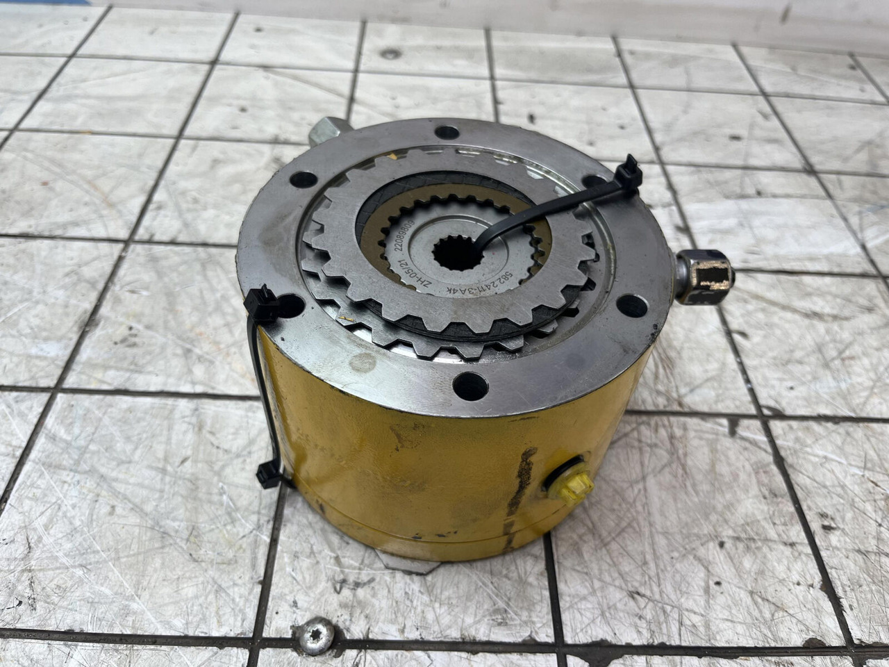 Grove GMK 6300L multiple-disk brake - Zwenkmotor voor Mobiele kraan: afbeelding 2 Grove GMK 6300L multiple-disk brake - Zwenkmotor voor Mobiele kraan: afbeelding 2
