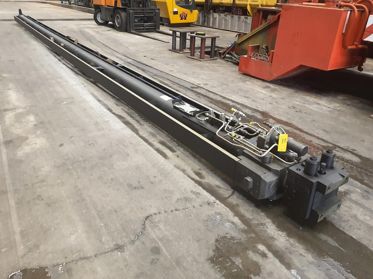 Grove GMK 6300L telescopic cylinder - Hydraulische cilinder voor Mobiele kraan: afbeelding 2 Grove GMK 6300L telescopic cylinder - Hydraulische cilinder voor Mobiele kraan: afbeelding 2