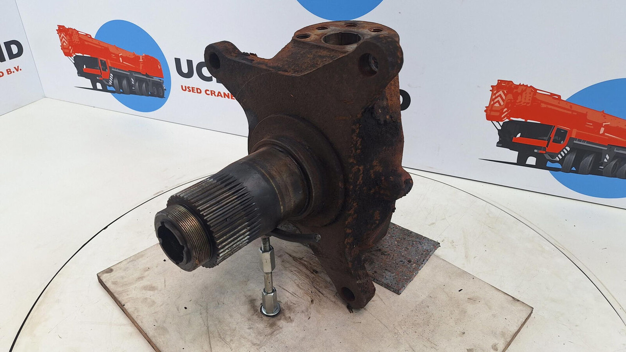 Krupp KMK 2025 Steering knuckle axle 1 - Fusee voor Kraan: afbeelding 1 Krupp KMK 2025 Steering knuckle axle 1 - Fusee voor Kraan: afbeelding 1