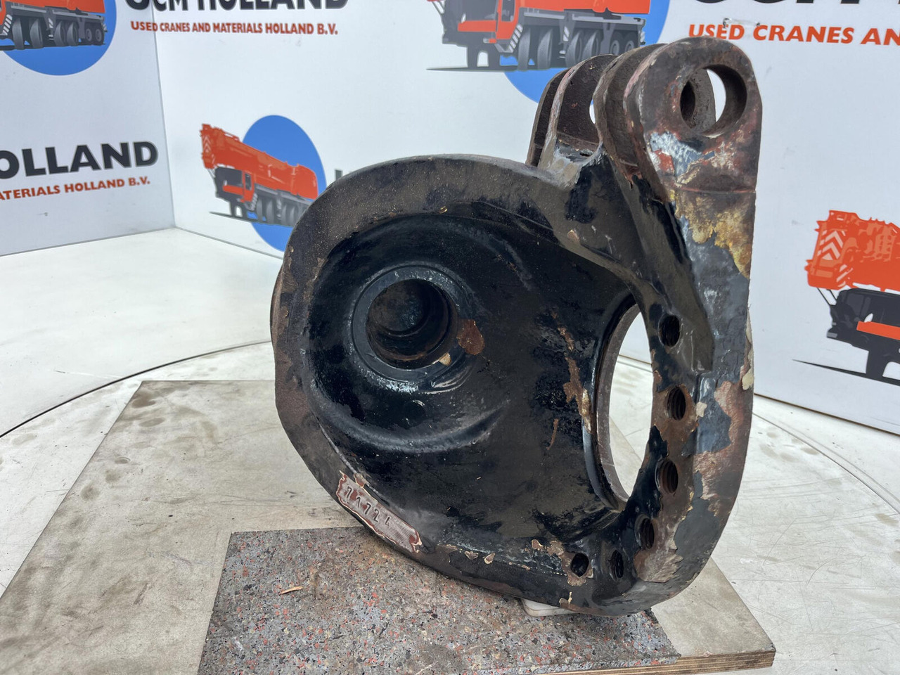 Krupp KMK 3045 Steering knuckle 16 holes - Fusee voor Mobiele kraan: afbeelding 5 Krupp KMK 3045 Steering knuckle 16 holes - Fusee voor Mobiele kraan: afbeelding 5