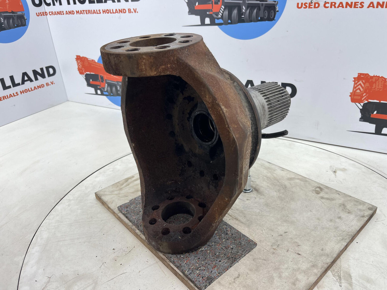 Fusee voor Mobiele kraan Krupp KMK 5100 Steering knuckle 16 holes axle 1: afbeelding 6