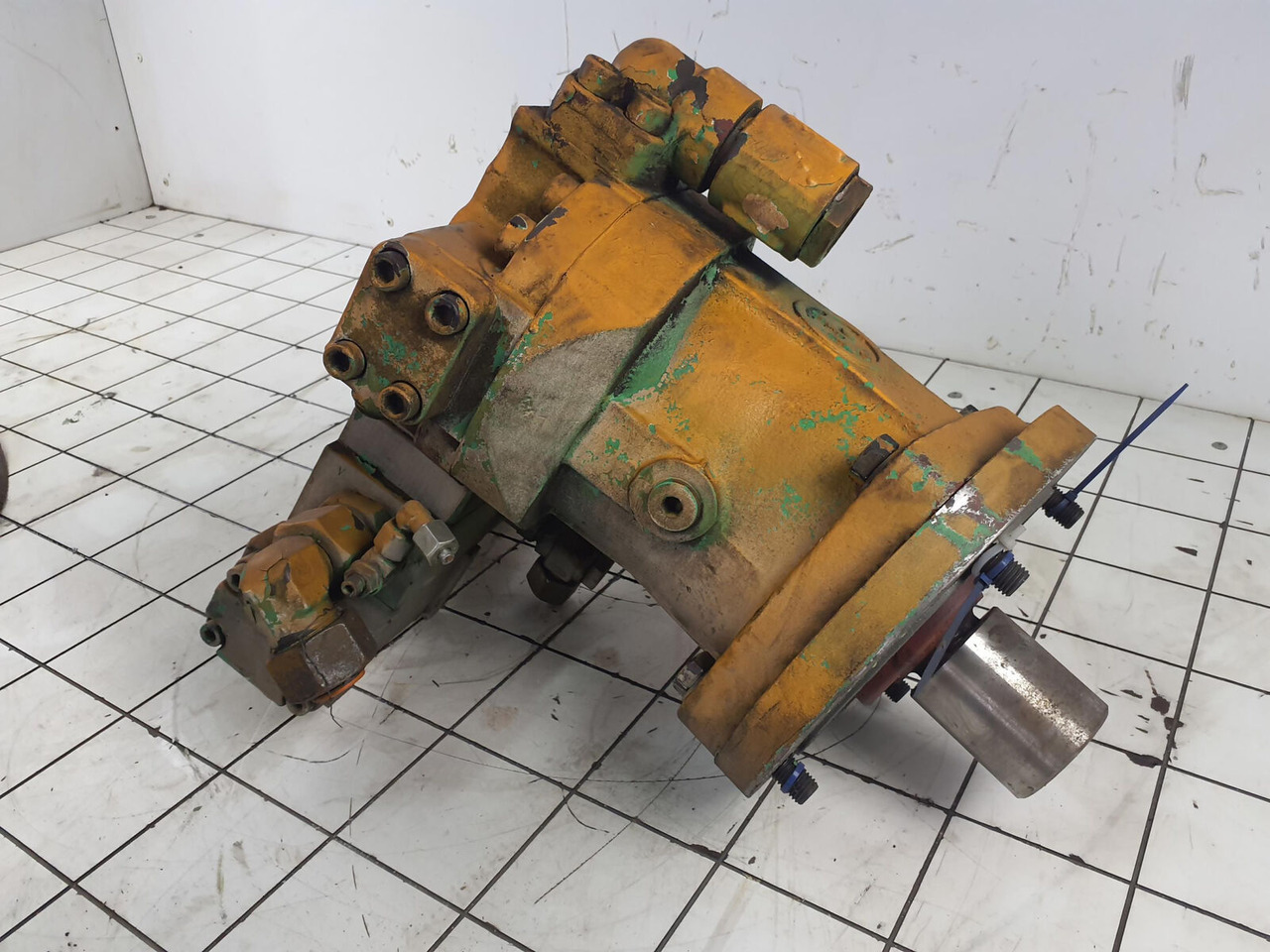 Krupp KMK 5100 hydraulic motor - Hydraulische pomp voor Mobiele kraan: afbeelding 4 Krupp KMK 5100 hydraulic motor - Hydraulische pomp voor Mobiele kraan: afbeelding 4