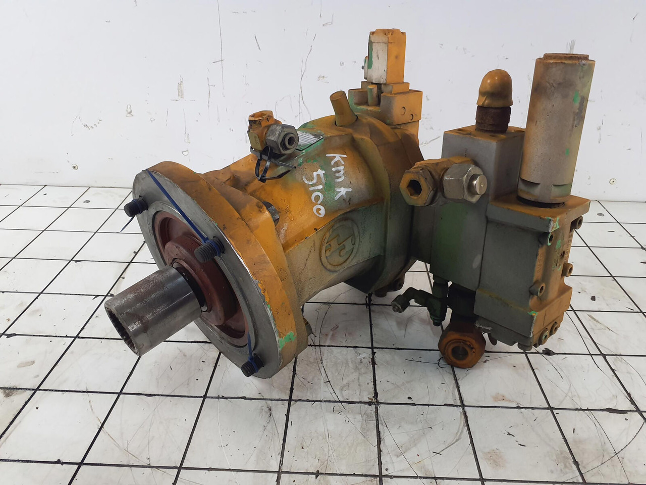 Krupp KMK 5100 hydraulic motor - Hydraulische pomp voor Mobiele kraan: afbeelding 1 Krupp KMK 5100 hydraulic motor - Hydraulische pomp voor Mobiele kraan: afbeelding 1