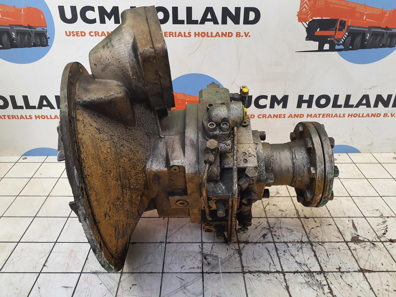 Krupp KMK 5100 upper pump for parts - Hydraulische pomp voor Mobiele kraan: afbeelding 1 Krupp KMK 5100 upper pump for parts - Hydraulische pomp voor Mobiele kraan: afbeelding 1