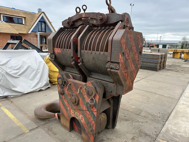 Liebherr 28mm 14 sheave 400 ton - Autolaadkraan: afbeelding 4 Liebherr 28mm 14 sheave 400 ton - Autolaadkraan: afbeelding 4