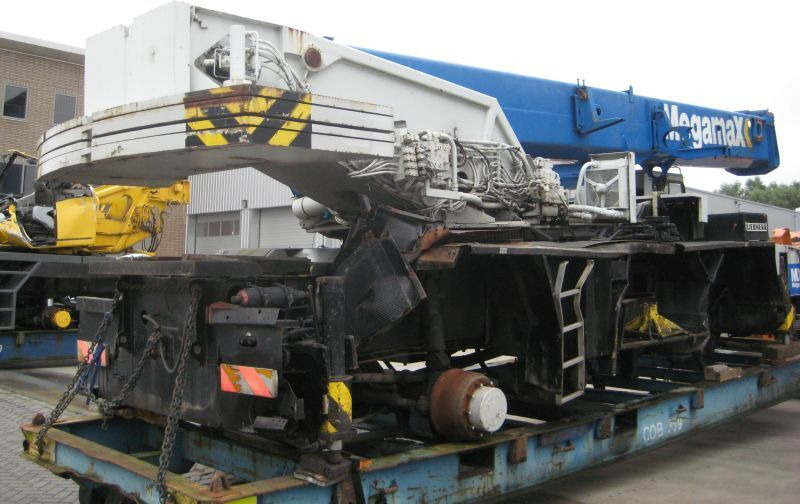 Liebherr LTM 1035-3. for parts - Alle terrein kraan: afbeelding 2 Liebherr LTM 1035-3. for parts - Alle terrein kraan: afbeelding 2
