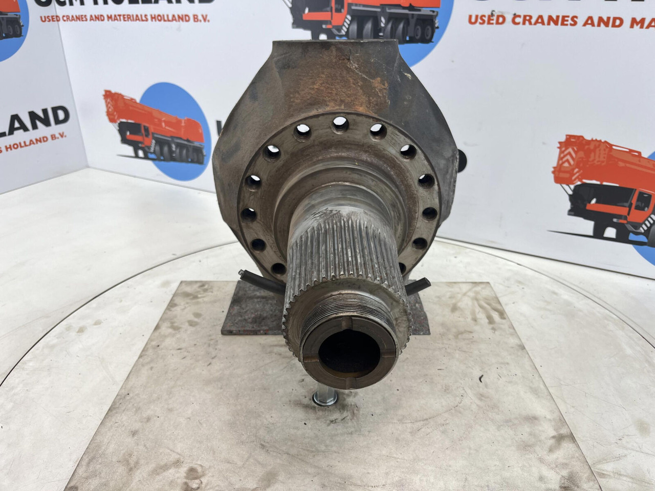 Liebherr LTM 1035 Steering knuckle 16 holes axle 1 - Fusee voor Mobiele kraan: afbeelding 2 Liebherr LTM 1035 Steering knuckle 16 holes axle 1 - Fusee voor Mobiele kraan: afbeelding 2