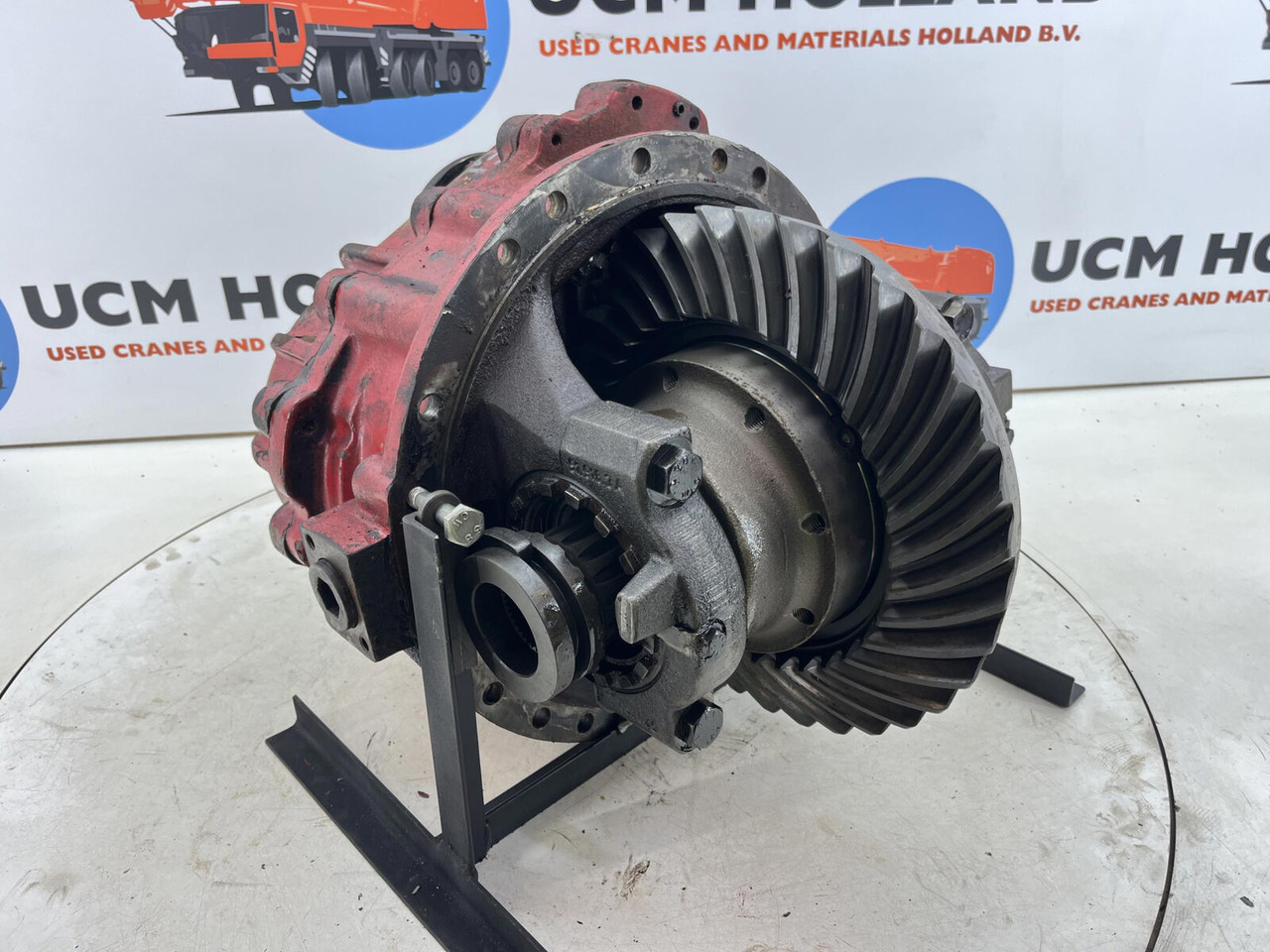 Liebherr LTM 1045 mid differential 13x35 axle 2 - Differentieel voor Mobiele kraan: afbeelding 1 Liebherr LTM 1045 mid differential 13x35 axle 2 - Differentieel voor Mobiele kraan: afbeelding 1