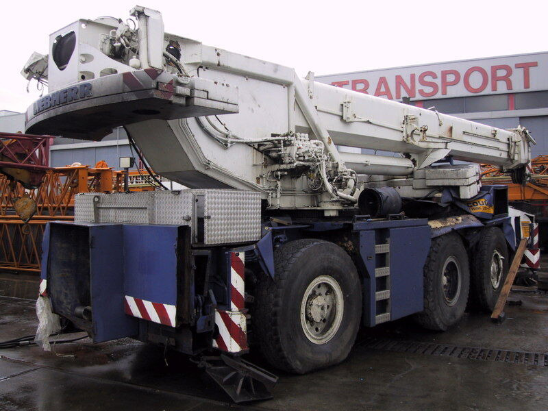 Liebherr LTM 1050/1 for parts - Mobiele kraan: afbeelding 2 Liebherr LTM 1050/1 for parts - Mobiele kraan: afbeelding 2