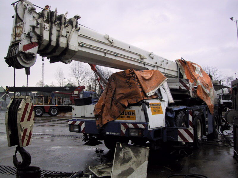 Liebherr LTM 1050/1 for parts - Mobiele kraan: afbeelding 1 Liebherr LTM 1050/1 for parts - Mobiele kraan: afbeelding 1