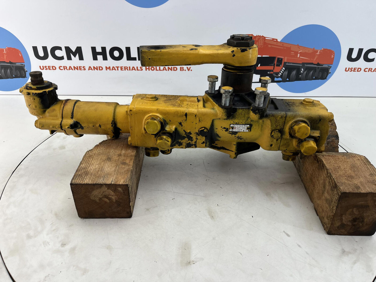 Liebherr LTM 1050-1 steering box - Stuurhuis voor Mobiele kraan: afbeelding 3 Liebherr LTM 1050-1 steering box - Stuurhuis voor Mobiele kraan: afbeelding 3
