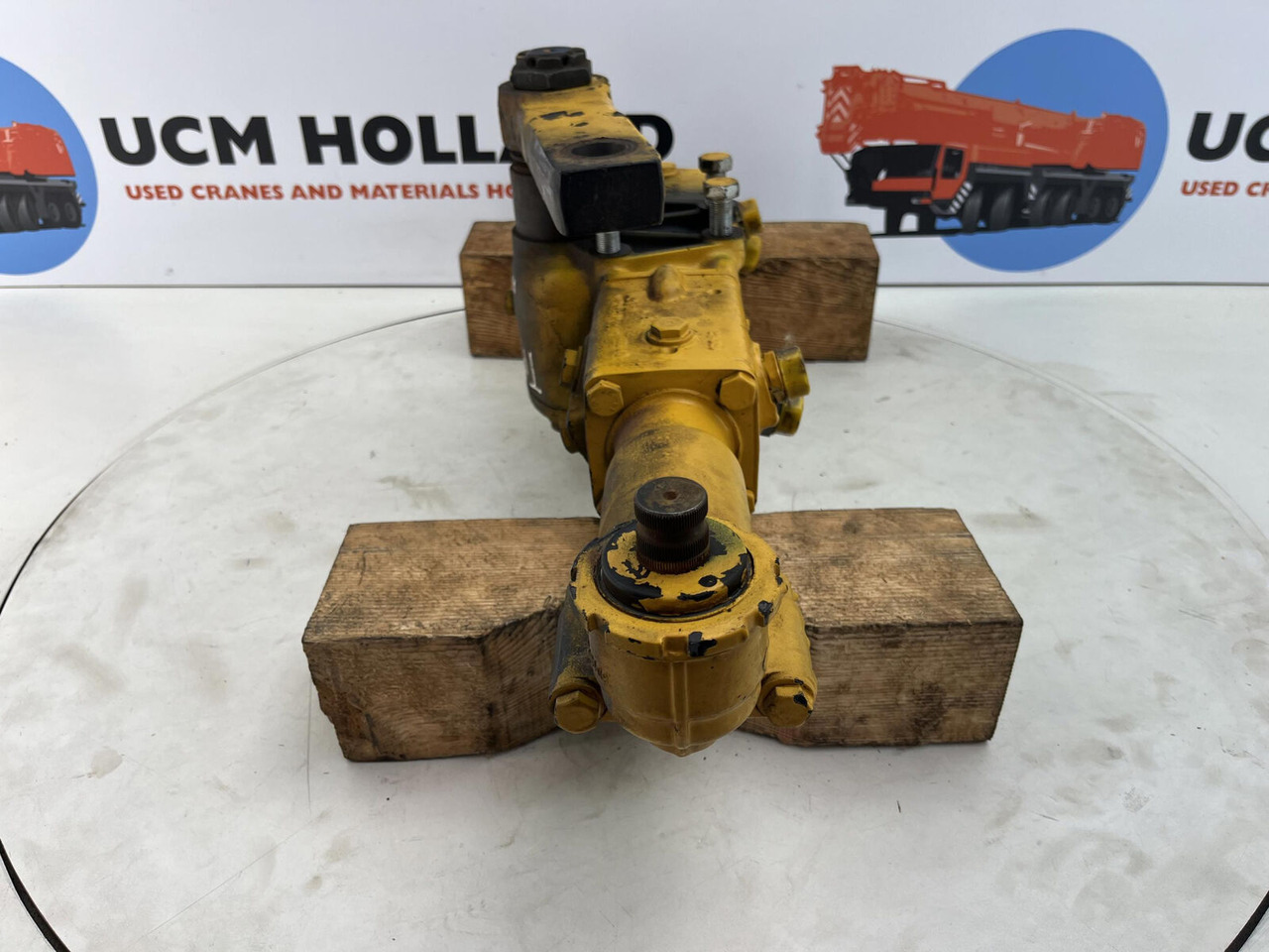 Liebherr LTM 1050-1 steering box - Stuurhuis voor Mobiele kraan: afbeelding 4 Liebherr LTM 1050-1 steering box - Stuurhuis voor Mobiele kraan: afbeelding 4