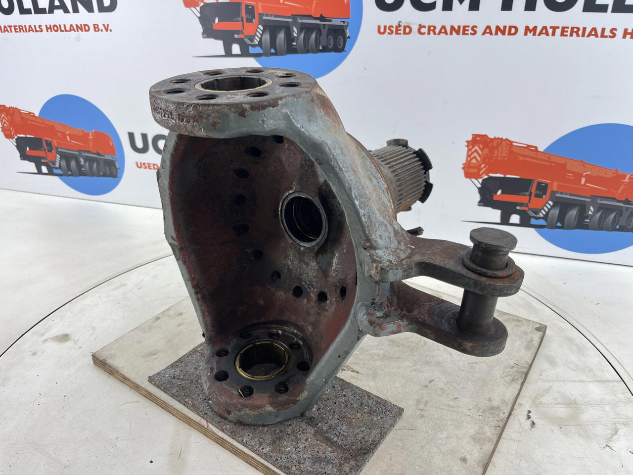 Liebherr LTM 1050-1 steering knuckle 16 holes axle 3 right - Fusee voor Mobiele kraan: afbeelding 4 Liebherr LTM 1050-1 steering knuckle 16 holes axle 3 right - Fusee voor Mobiele kraan: afbeelding 4