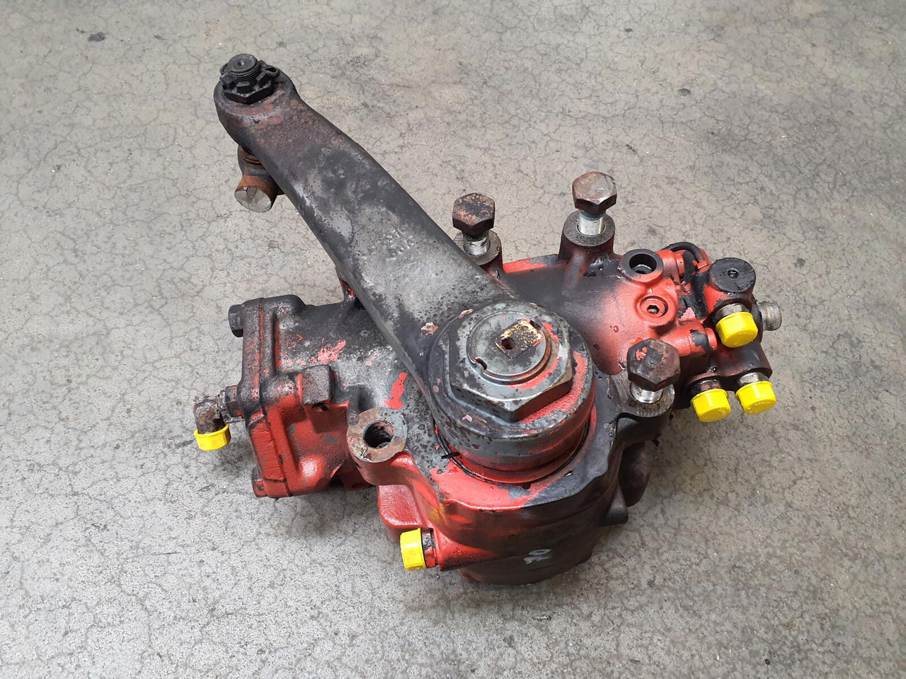 Liebherr LTM 1070-4.1 steering gear - Stuurhuis voor Mobiele kraan: afbeelding 1 Liebherr LTM 1070-4.1 steering gear - Stuurhuis voor Mobiele kraan: afbeelding 1