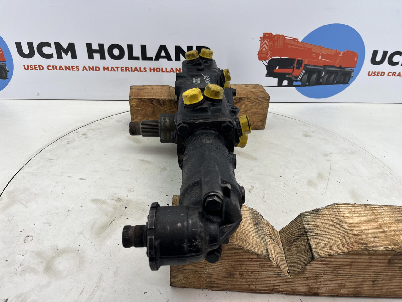 Liebherr LTM 1070 Steering box - Stuurhuis voor Mobiele kraan: afbeelding 4 Liebherr LTM 1070 Steering box - Stuurhuis voor Mobiele kraan: afbeelding 4
