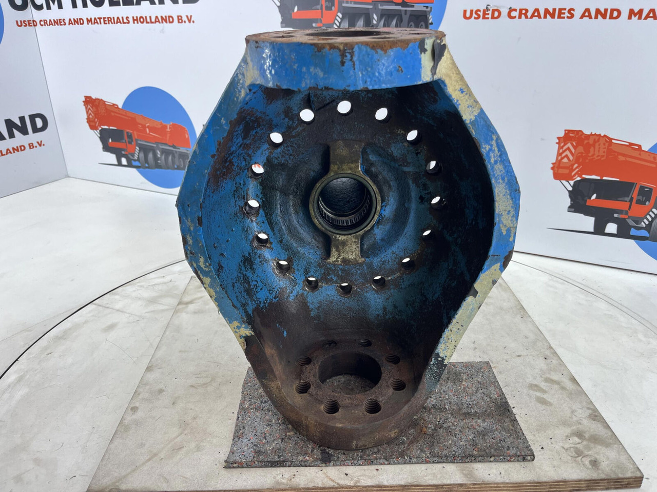 Liebherr LTM 1070 Steering knuckle 16 holes axle 4 - Fusee voor Mobiele kraan: afbeelding 5 Liebherr LTM 1070 Steering knuckle 16 holes axle 4 - Fusee voor Mobiele kraan: afbeelding 5