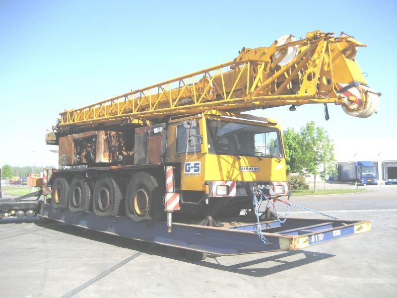Liebherr LTM 1070 for parts - Alle terrein kraan: afbeelding 1 Liebherr LTM 1070 for parts - Alle terrein kraan: afbeelding 1