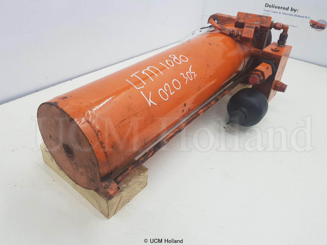 Liebherr LTM 1080-1 ballast extension ram - Hydraulische cilinder voor Mobiele kraan: afbeelding 4 Liebherr LTM 1080-1 ballast extension ram - Hydraulische cilinder voor Mobiele kraan: afbeelding 4