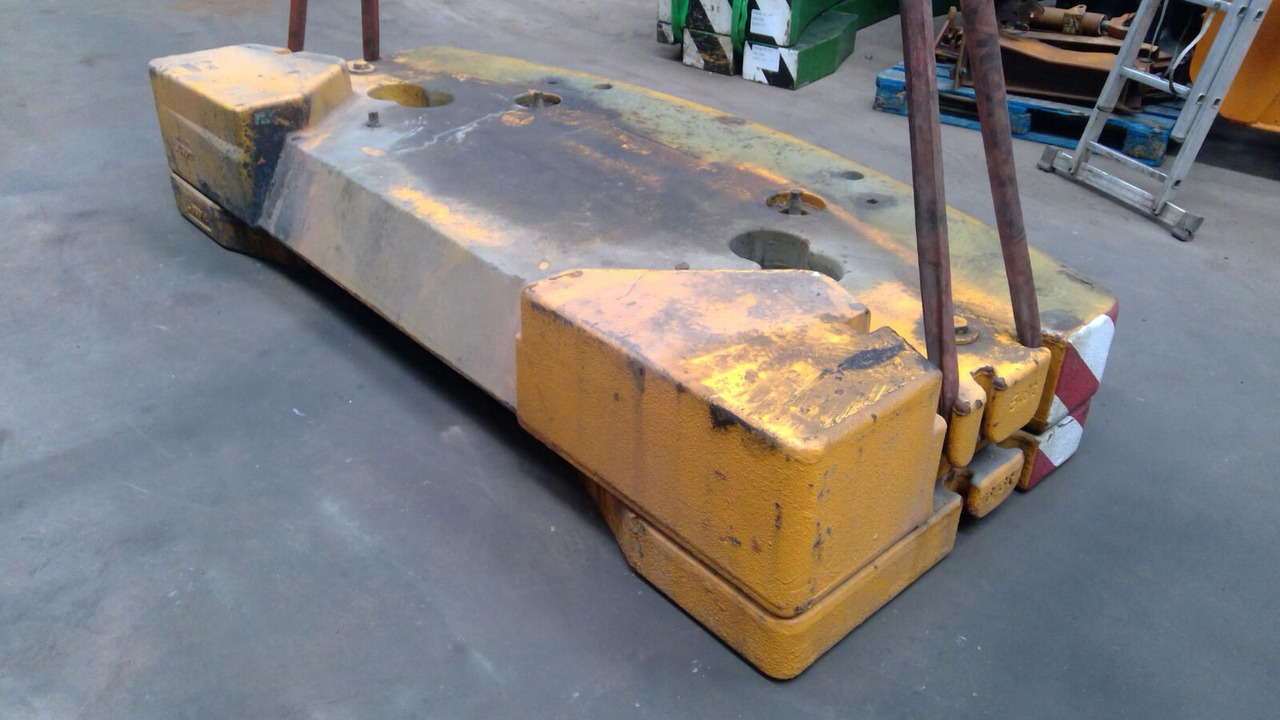 Liebherr LTM 1080-1 counterweight 3,3 ton - Tegenwicht voor Mobiele kraan: afbeelding 1 Liebherr LTM 1080-1 counterweight 3,3 ton - Tegenwicht voor Mobiele kraan: afbeelding 1