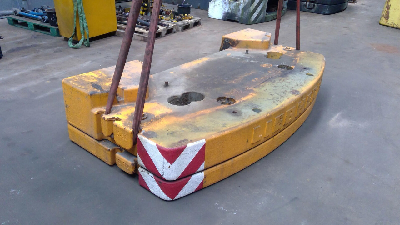 Liebherr LTM 1080-1 counterweight 3,3 ton - Tegenwicht voor Mobiele kraan: afbeelding 2 Liebherr LTM 1080-1 counterweight 3,3 ton - Tegenwicht voor Mobiele kraan: afbeelding 2