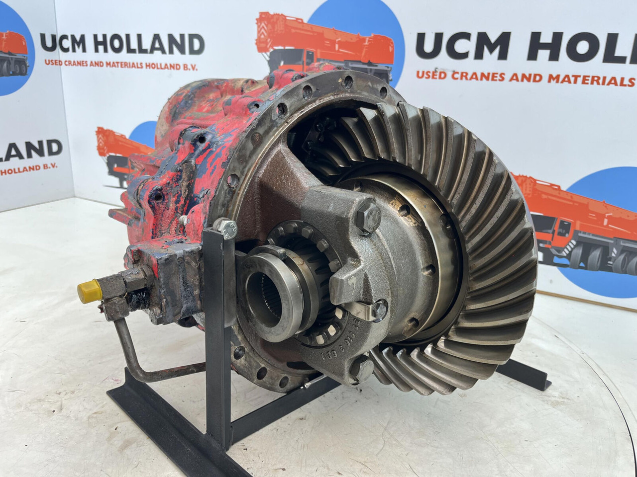Liebherr LTM 1090 drive through diff 13x35 axle 4 - Differentieel voor Mobiele kraan: afbeelding 1 Liebherr LTM 1090 drive through diff 13x35 axle 4 - Differentieel voor Mobiele kraan: afbeelding 1