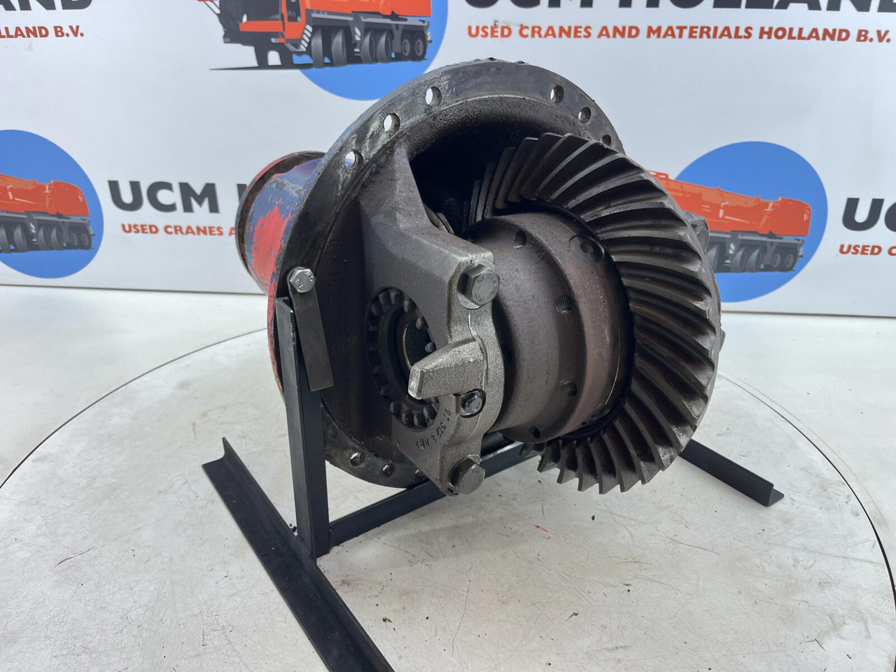Liebherr LTM 1090 end differential 17x36 axle 1 - Differentieel voor Mobiele kraan: afbeelding 1 Liebherr LTM 1090 end differential 17x36 axle 1 - Differentieel voor Mobiele kraan: afbeelding 1
