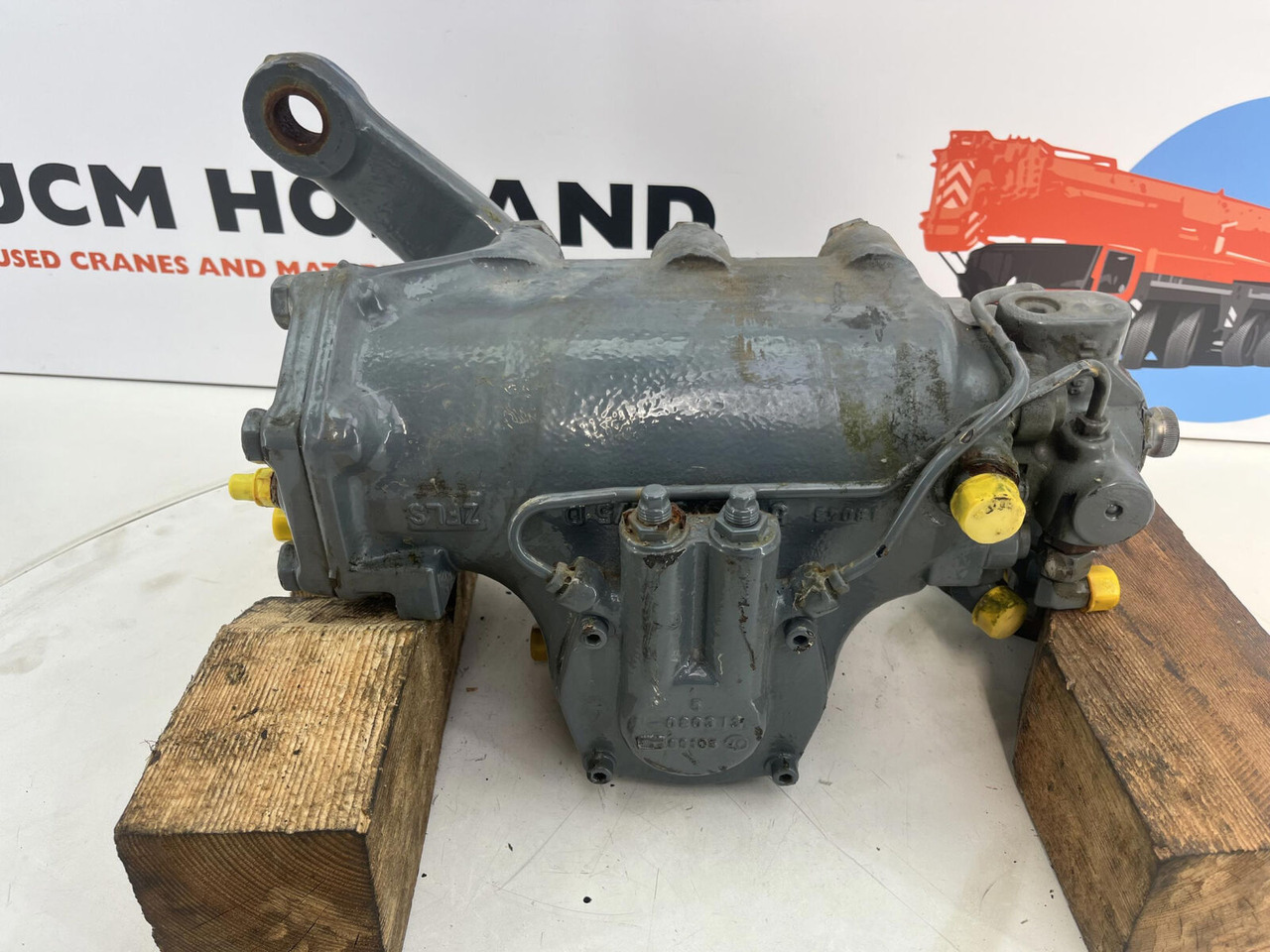 Liebherr LTM 1130-5.1 steering box - Stuurhuis voor Mobiele kraan: afbeelding 5 Liebherr LTM 1130-5.1 steering box - Stuurhuis voor Mobiele kraan: afbeelding 5