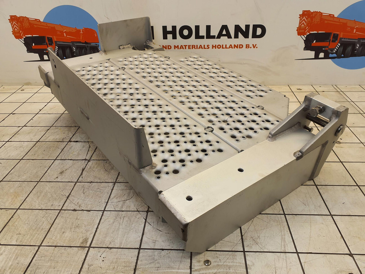 Liebherr LTM 1160-5.2 pedestal 75X806X440 - Treeplank voor Mobiele kraan: afbeelding 4 Liebherr LTM 1160-5.2 pedestal 75X806X440 - Treeplank voor Mobiele kraan: afbeelding 4