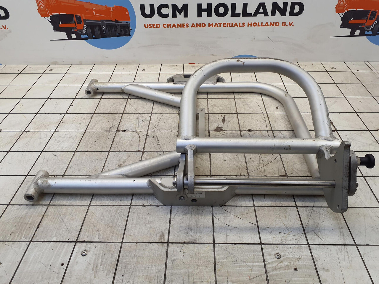 Liebherr LTM 1250-5.1 guard railing 40X500X760 - Carrosserie en exterieur voor Mobiele kraan: afbeelding 3 Liebherr LTM 1250-5.1 guard railing 40X500X760 - Carrosserie en exterieur voor Mobiele kraan: afbeelding 3