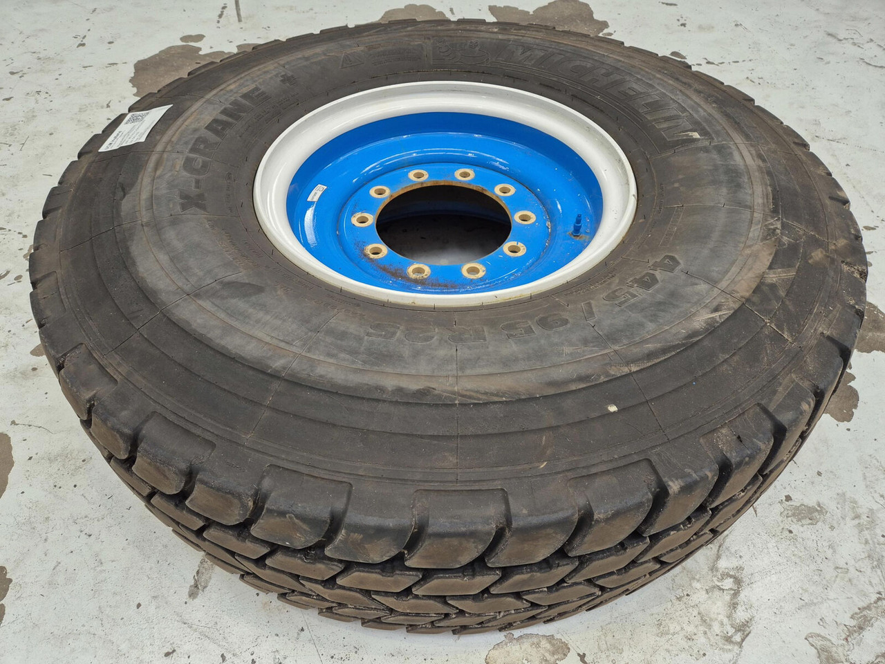 Liebherr Wheel 445/95R25 10 12 1p - Complete wiel voor Kraan: afbeelding 1 Liebherr Wheel 445/95R25 10 12 1p - Complete wiel voor Kraan: afbeelding 1