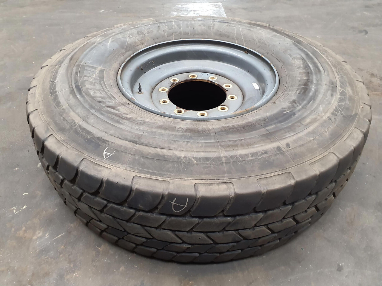 Liebherr Wheel 445/95R25 10 12.3 1p - Complete wiel voor Kraan: afbeelding 2 Liebherr Wheel 445/95R25 10 12.3 1p - Complete wiel voor Kraan: afbeelding 2