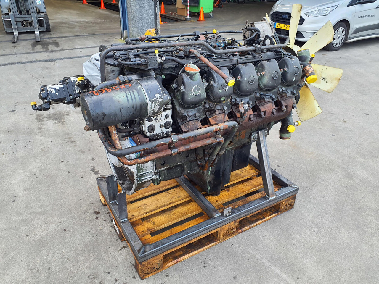 Mercedes-Benz LTM 1060 engine Mercedes-Benz OM 423 - Motor voor Mobiele kraan: afbeelding 3 Mercedes-Benz LTM 1060 engine Mercedes-Benz OM 423 - Motor voor Mobiele kraan: afbeelding 3