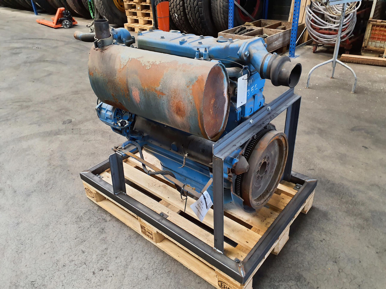 Mercedes-Benz LTM 1070 engine Mercedes OM 352 A - Motor voor Mobiele kraan: afbeelding 2 Mercedes-Benz LTM 1070 engine Mercedes OM 352 A - Motor voor Mobiele kraan: afbeelding 2