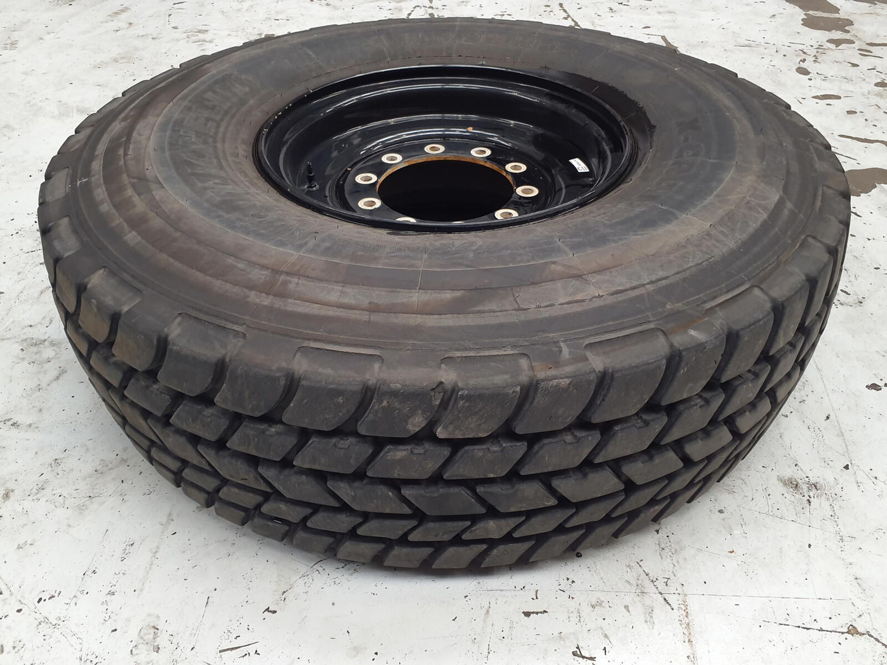 Michelin Wheel 445/95R25 10 12 1p - Complete wiel voor Kraan: afbeelding 1 Michelin Wheel 445/95R25 10 12 1p - Complete wiel voor Kraan: afbeelding 1