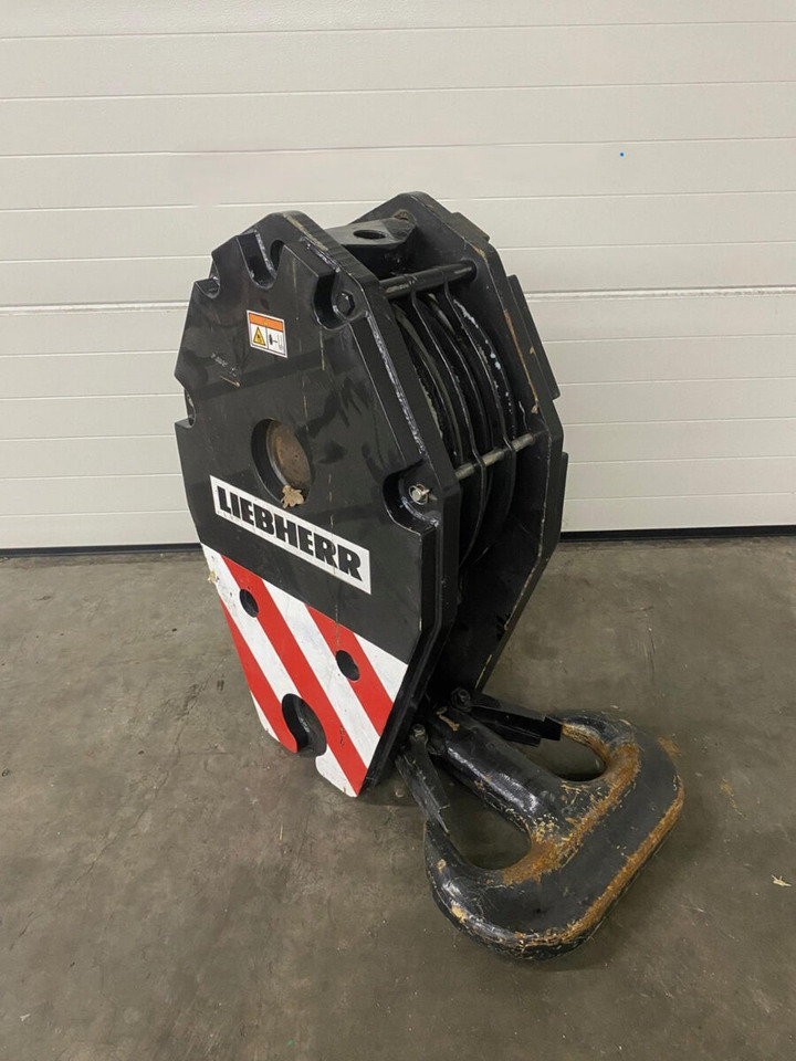 Liebherr Hook block 23mm 3 sheave 80 ton - Onderdelen voor Kraan: afbeelding 1 Liebherr Hook block 23mm 3 sheave 80 ton - Onderdelen voor Kraan: afbeelding 1