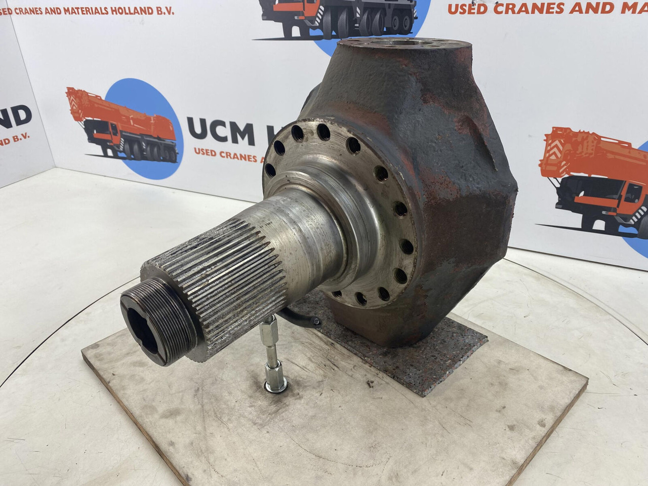 PPM 250 ATT Steering knuckle 16 holes axle 1 - Fusee voor Mobiele kraan: afbeelding 1 PPM 250 ATT Steering knuckle 16 holes axle 1 - Fusee voor Mobiele kraan: afbeelding 1