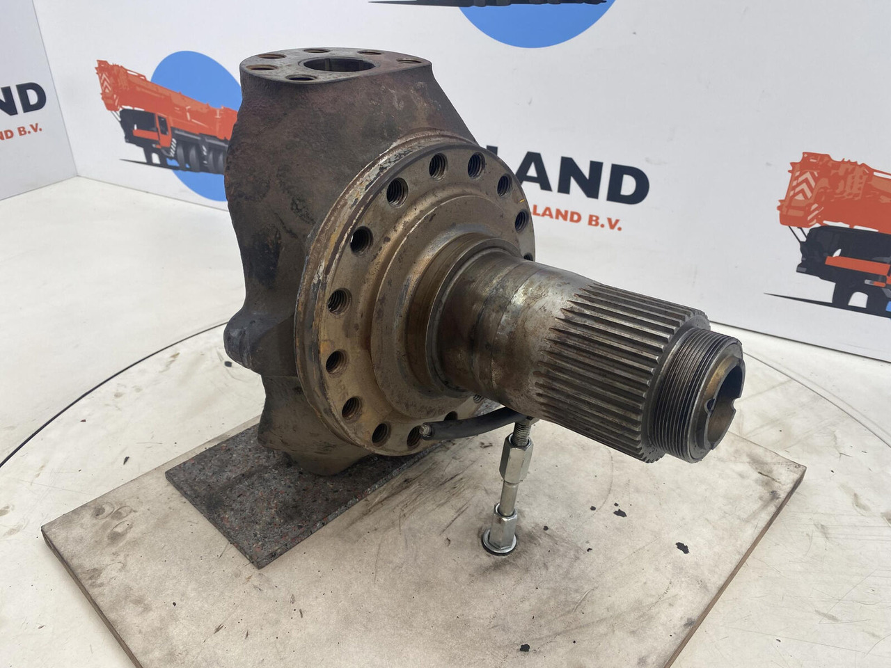 PPM 280 ATT Steering knuckle 16 holes axle 1 - Fusee voor Kraan: afbeelding 3 PPM 280 ATT Steering knuckle 16 holes axle 1 - Fusee voor Kraan: afbeelding 3