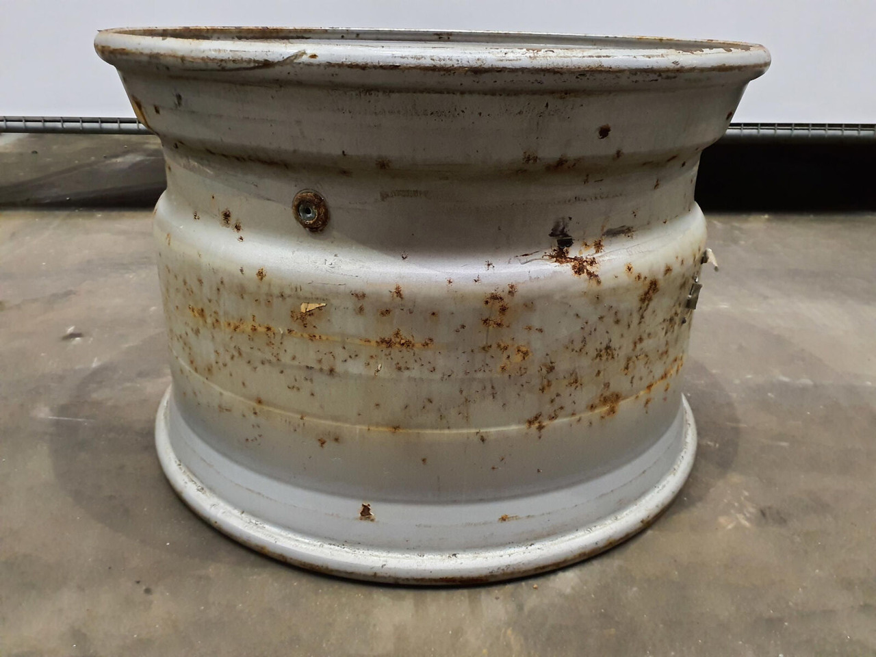 Rim 425/65R22.5 10 9.6 1p - Velg voor Kraan: afbeelding 3 Rim 425/65R22.5 10 9.6 1p - Velg voor Kraan: afbeelding 3